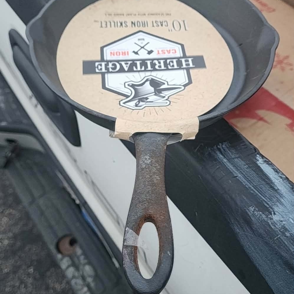Heritage Black Cast Iron Frying Pan